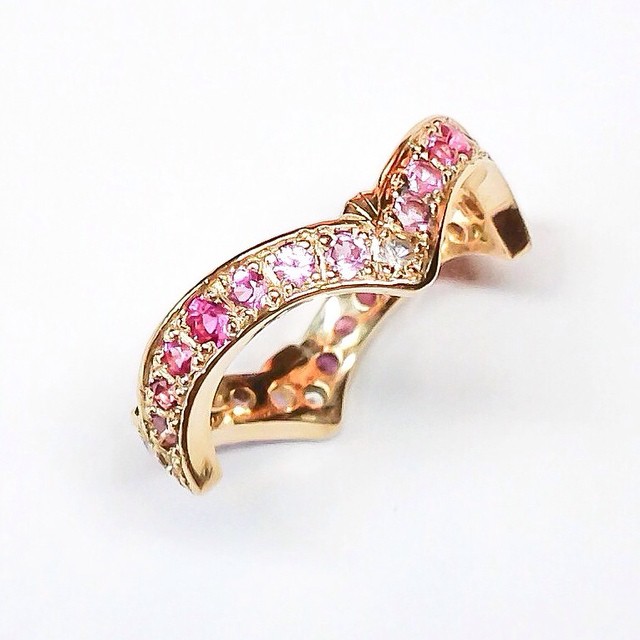 Rose sapphire gold wedding ring Rui & Aguri Fine Jewelry