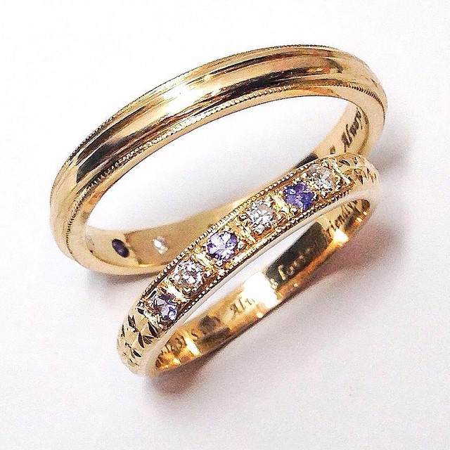 Diamond  and gold wedding ring photo at studio Rui & Aguri Fine Jewelry